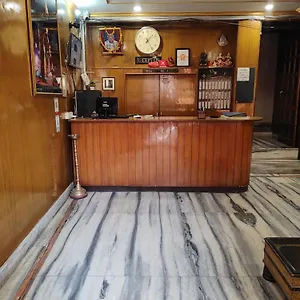 ** Hotel Divya India